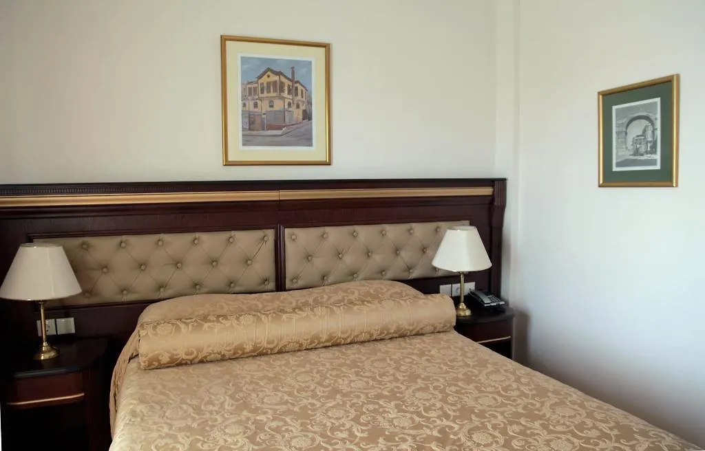 Santa Beach Hotel Agia Trias