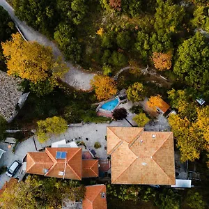 Guest house Viraggas Traditional