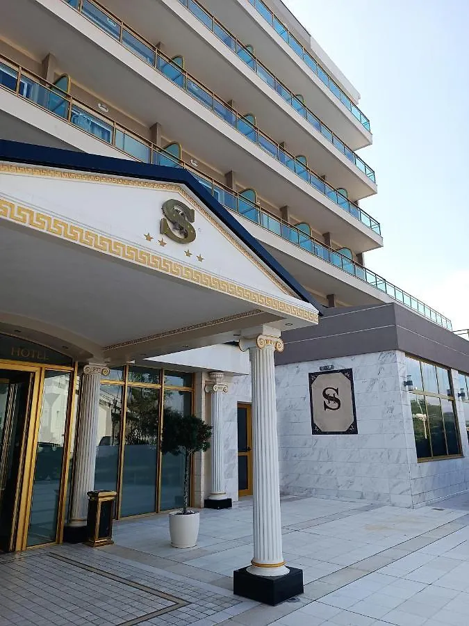 Santa Beach Hotel Agia Triada