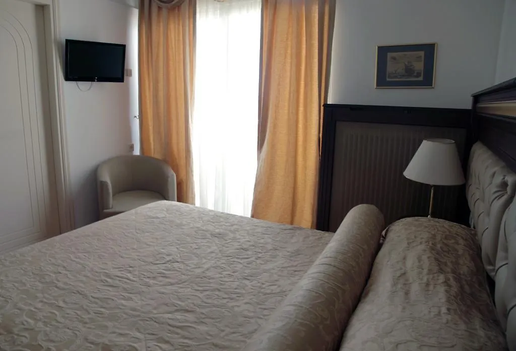*****  Santa Beach Hotel Agia Triada  Greece